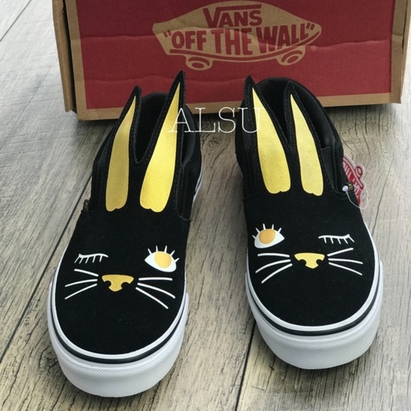 Vans Other - VANS Slip On Bunny Black Gold Kids AUTHENTIC